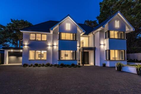 Front Elevation - Dusk