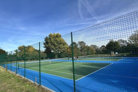 18_Tennis_Courts.jpg