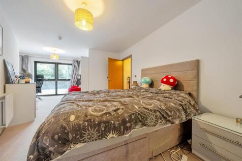 Bedroom 2.jpg