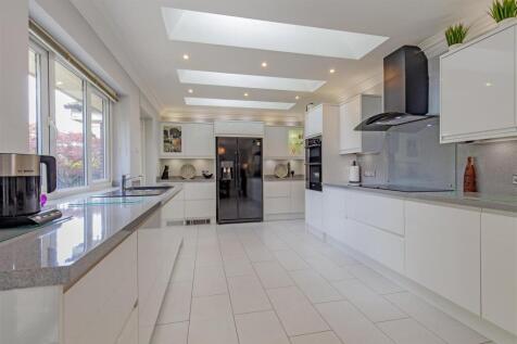 Integrated Dining Kitchen