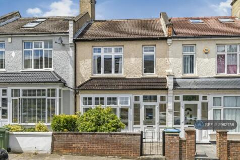 Fully Renovated House Rarely Offered For Rent