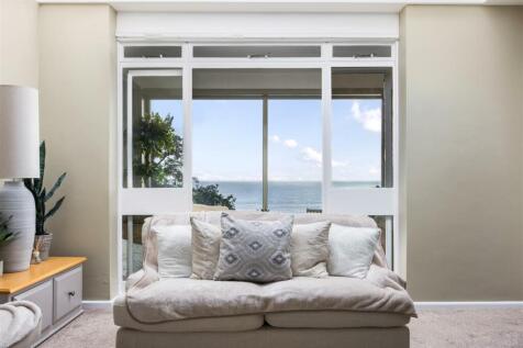 Raven Cottage (9).jpg