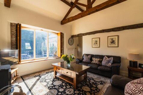 Gooseberry Barn Lounge