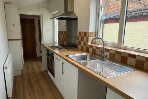 61 Kirkland Street, Pocklington photo 4