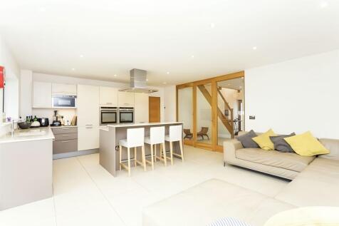 Bure Lane, Christchurch, BH23 photo 3
