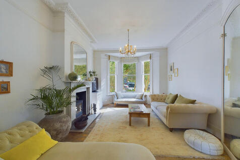 CAM03519G0-PR0146...