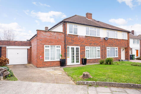 16 Grenville Close 2