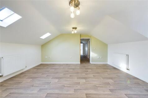 Thornton Hall Close, Northampton, NN2 photo 3