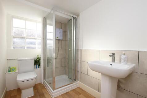 Shower room.JPG