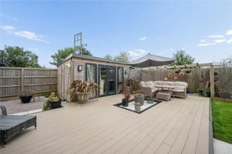 Outbuilding/Study