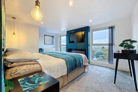 MAIN BEDROOM 2ND ...