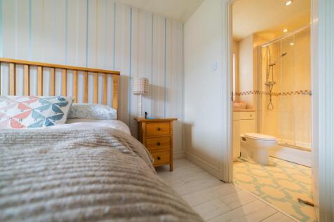 Award-winning Media team on EVERY Listing_38