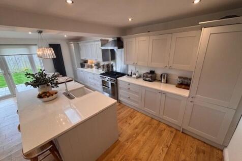 Kitchen 4