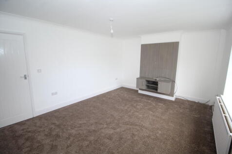 Auty Crescent, Stanley, Wakefield, West Yorkshire photo 5