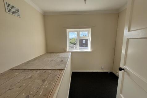 Shakespeare Avenue, Taunton, Somerset photo 5