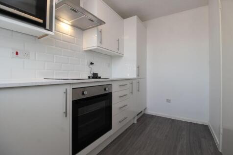 Marmet Avenue, Letchworth Garden City, SG6 photo 3