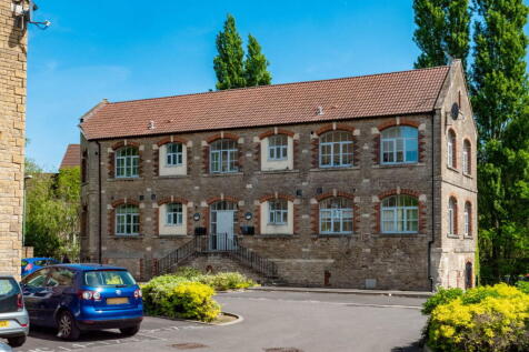 Frome, BA11 - property photo