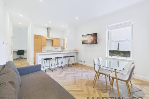 Lounge/Kitchen