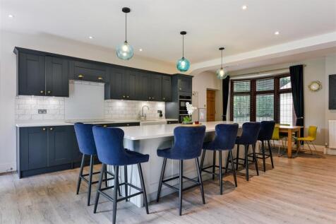 FAR END (INTERNALS) (25).jpg