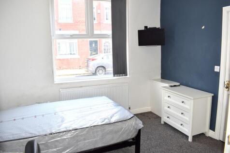 Rostherne Street, Langworthy, Salford photo 4