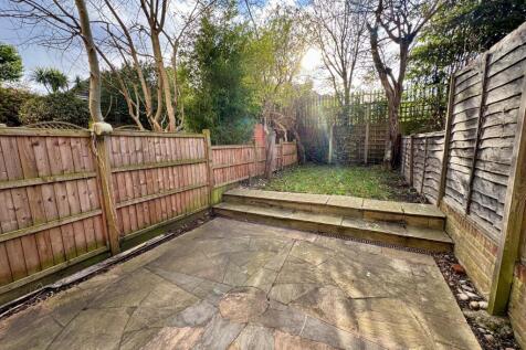 Napier Court, Somertrees Avenue, London, SE12 0BZ photo 5