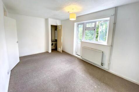 Flat 33 Linden Close, Calne, Wiltshire, SN11 0BB