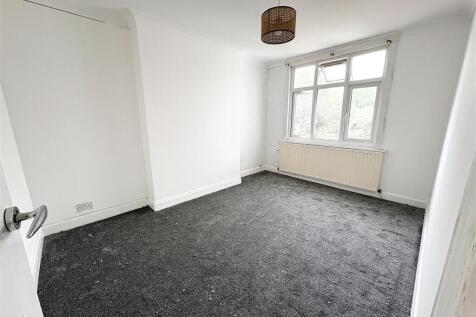 Sutton Road, Southend-On-Sea photo 3