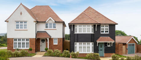 External image of a Redrow street scene at Crown Hill View