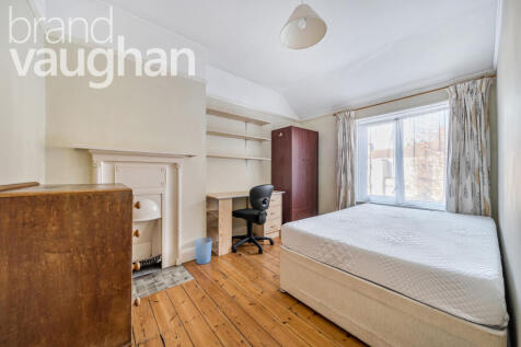 Coombe Road, Brighton, East Sussex, BN2 photo 4