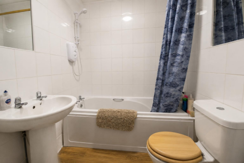 2-bed-flat-the-park1.png