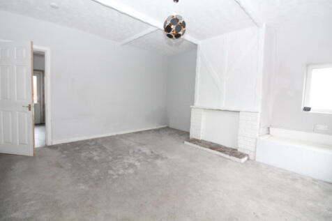 Lounge 1 T202606041652.jpg