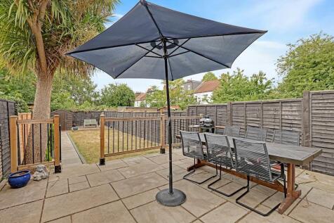 04-2ce0JHPropWpen - 104 Marlow Road - 22-small.jpg