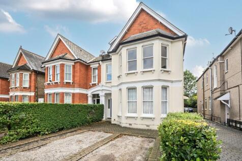 London, SE6 - property photo