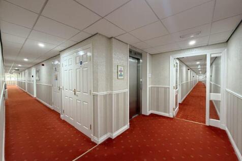 Communal Hallway and Lift
