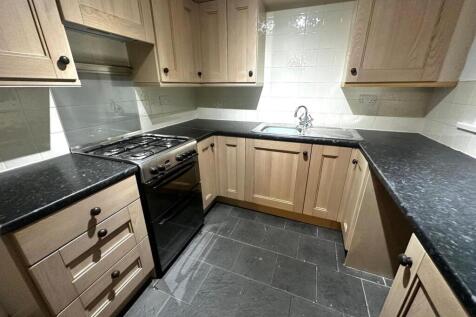 Wood Bank, Penwortham, Preston photo 2