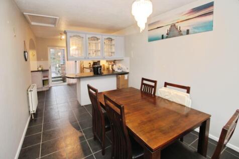 Westbourne Road- Downend photo 4