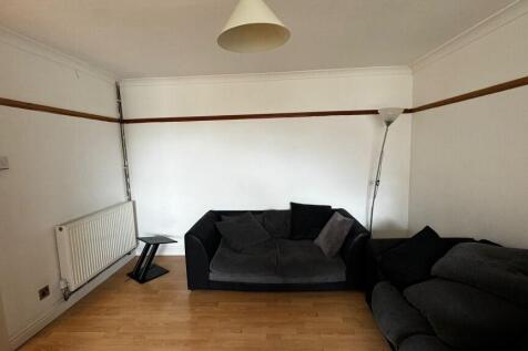 Othello Close, Colchester, Essex, CO4 photo 3