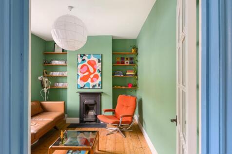 3L5RFS - Living Room E.jpg