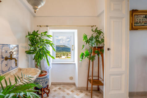 20_Palazzo Serio_Ostuni_Raro_Realty