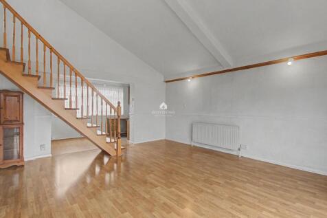 Appletree Walk, Braintree photo 4