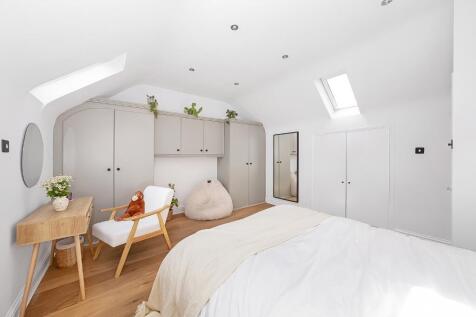 Main bedroom