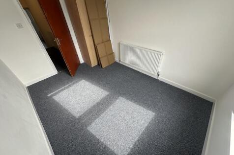 Railway Street, Splott, Cardiff photo 3