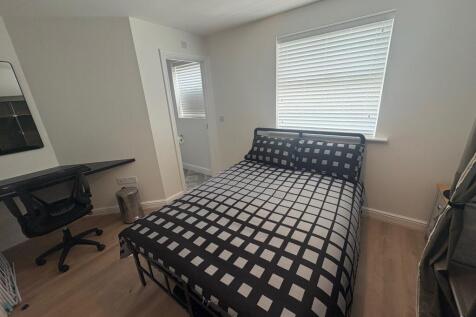 Carlisle Close, Oakley Vale, Corby, NN18 photo 2