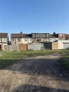 21 Somerville Road, Chadwell Heath, Romford, Essex, RM6 5BD