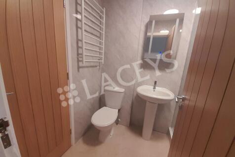 Shower Room - view 2