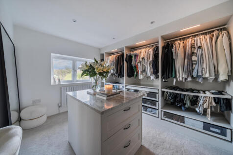 1381093-10-6915b2...