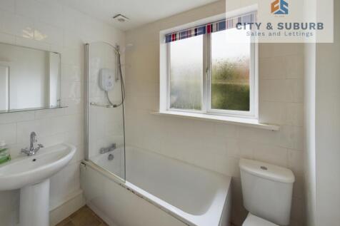 CAM01351G0-PR0037-STILL004