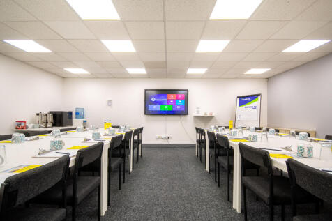 Office to rent Image 6