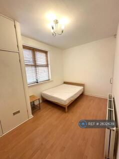 Flat 2 Bedroom