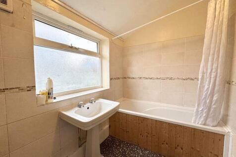 Bathroom alt view